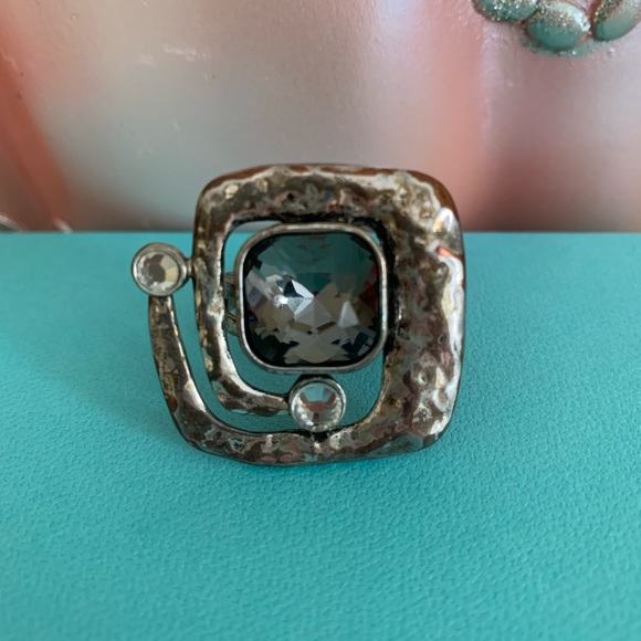 Costume Rings - Picture 7 of 8